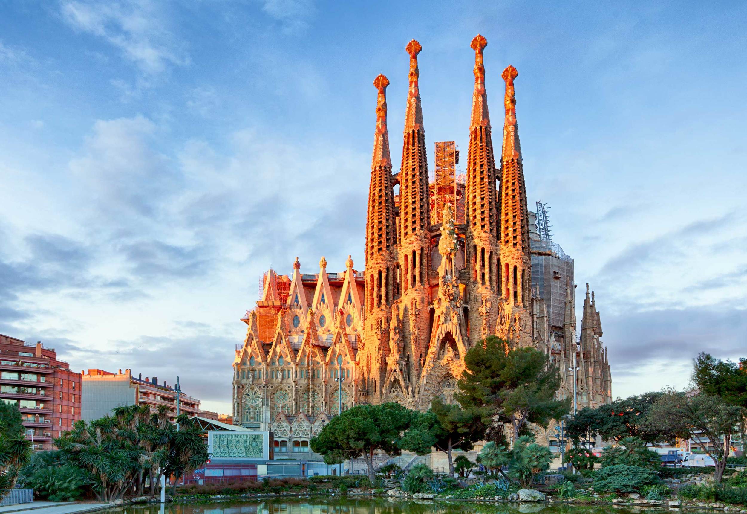 The Basílica i Temple Expiatori de la Sagrada Família, otherwise known as Sagrada Família